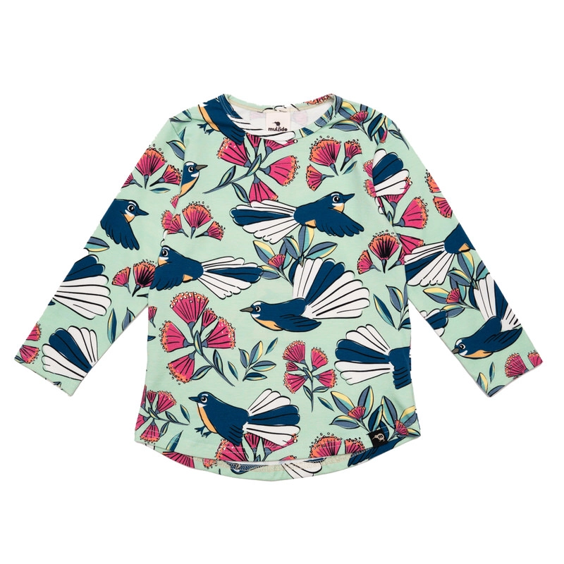 1600 Green Fantail Longsleeve - Image 1