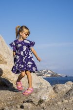 Sukienka z falbanami Fioletowy Delfin - obrazek 4