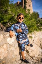 Bluza Kangurka Czarny Delfin - obrazek 3