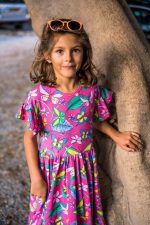 Sukienka z falbanami Różowe Motyle - obrazek 2