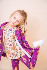 Bluza z kapturem na zamek Różowa Żyrafa - obrazek 7