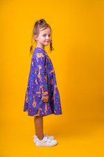 Sukienka A-line na długi rękaw Fioletowa Żyrafa - obrazek 4