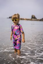 Kombinezon kąpielowy Różowy Tukan UPF50+ - obrazek 3