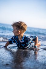 Kombinezon kąpielowy Granatowy Wieloryb UPF50+ - obrazek 4