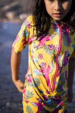 Kombinezon kąpielowy Żółta Papuga UPF50+ - obrazek 2