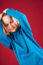 Bluza Kangurka Turkusowa Basic - obrazek 8