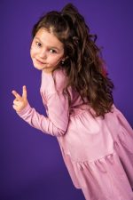 Sukienka marszczona Brudny Róż Basic - obrazek 2