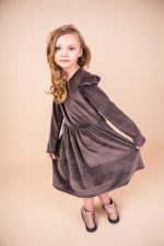 Welurowa sukienka z długim rękawem Czekoladowa - obrazek 8